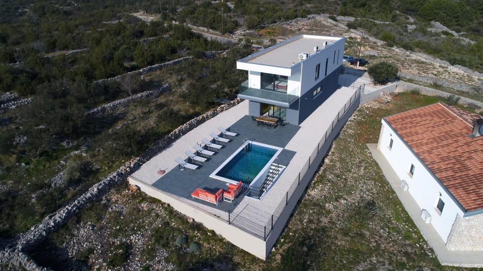 Villa Grey with Heated Pool Villa in Šibenik-Knin County, Croatia