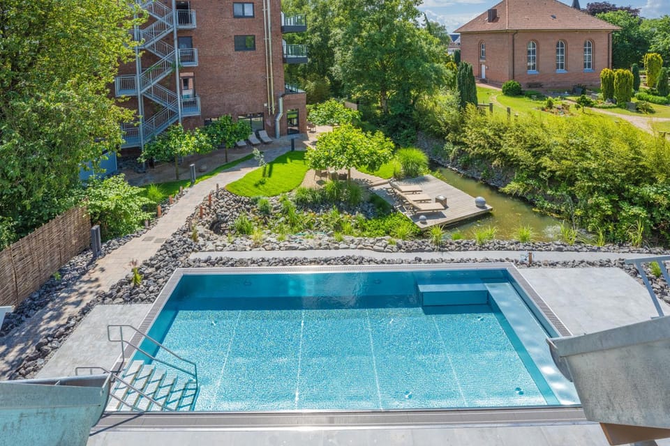 Spa and wellness centre/facilities, Swimming pool