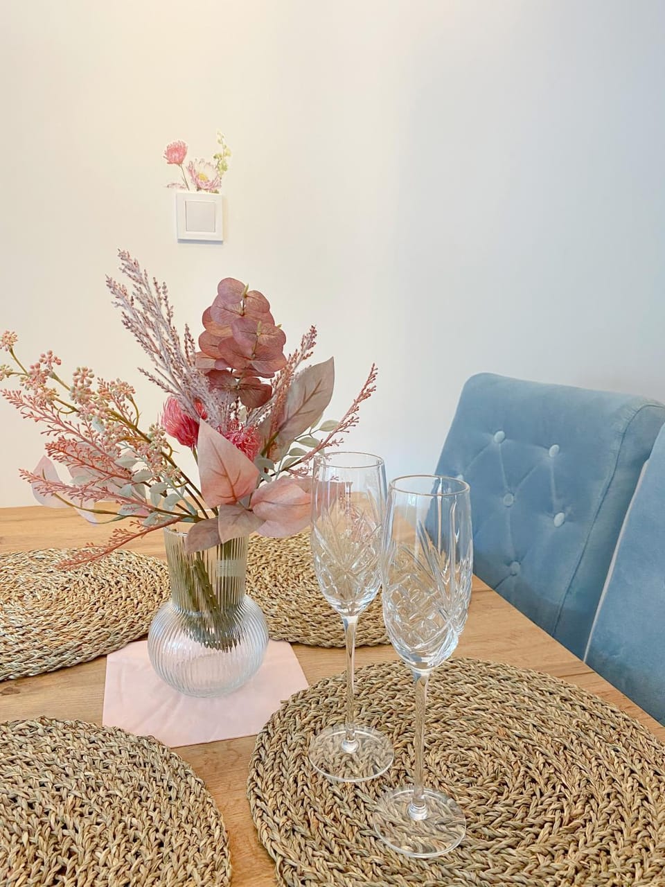 Apartament Kwiat Karkonoszy - ścisłe Centrum - Widok na Góry z balkonu - Sauna Apartment in Lower Silesian Voivodeship