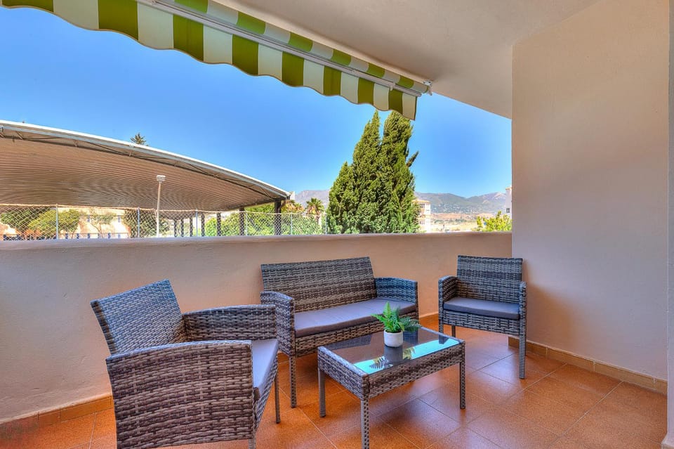 Day, View (from property/room), Balcony/Terrace