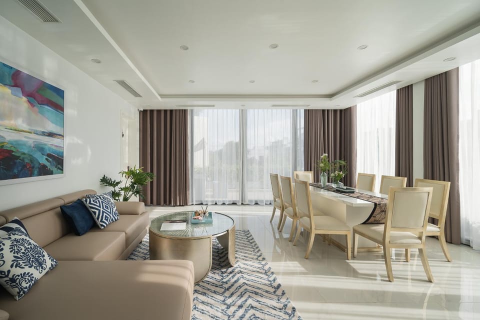 Communal lounge/ TV room, Living room, Seating area