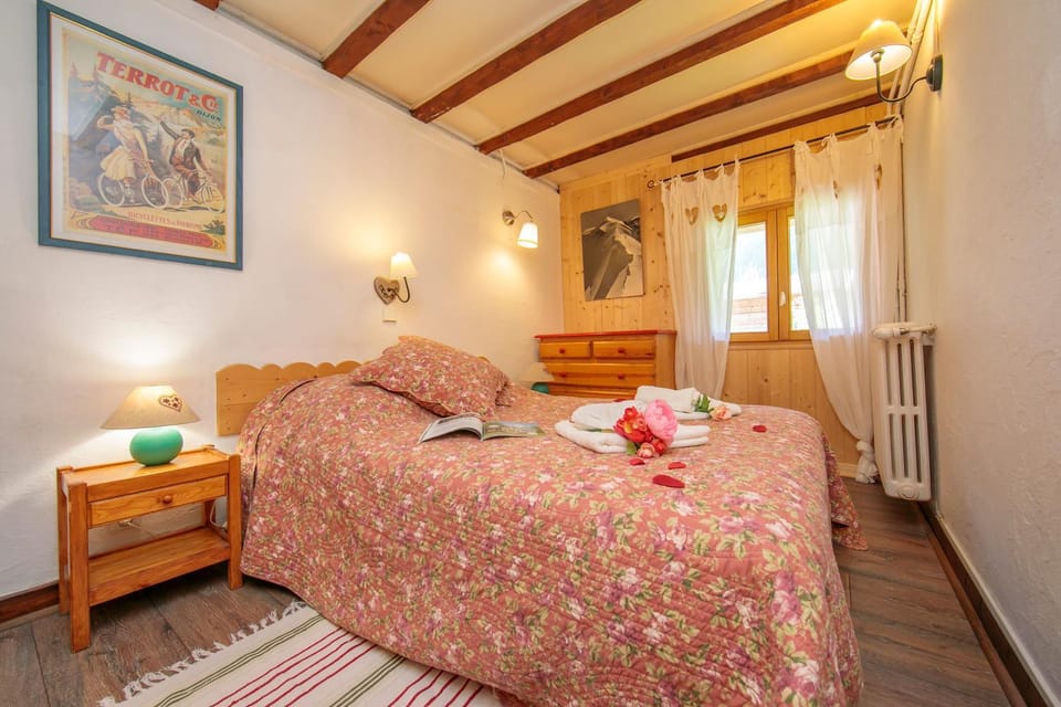 Bedroom, Bedroom