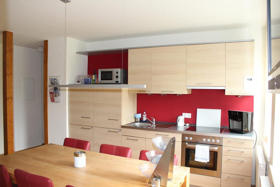 Coffee/tea facilities, Kitchen or kitchenette, Dining area, dishwasher, minibar, pet friendly, stove, toaster