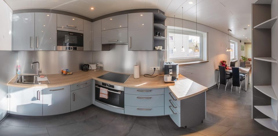 Kitchen or kitchenette, kitchen