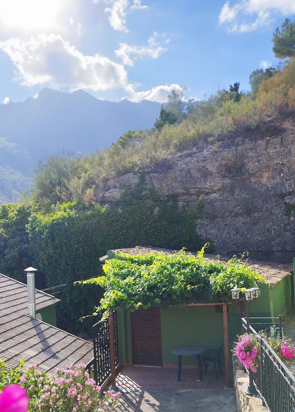 Property building, Natural landscape, Garden, Garden, Mountain view