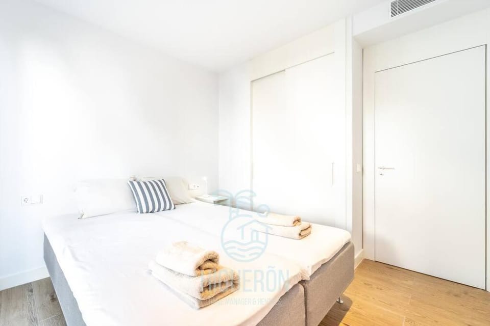 HigueronRentals Golden Sunrise Apartment in Costa del Sol