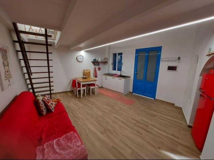 Appartamento Nonno Pit, Marettimo Apartment in Sicily
