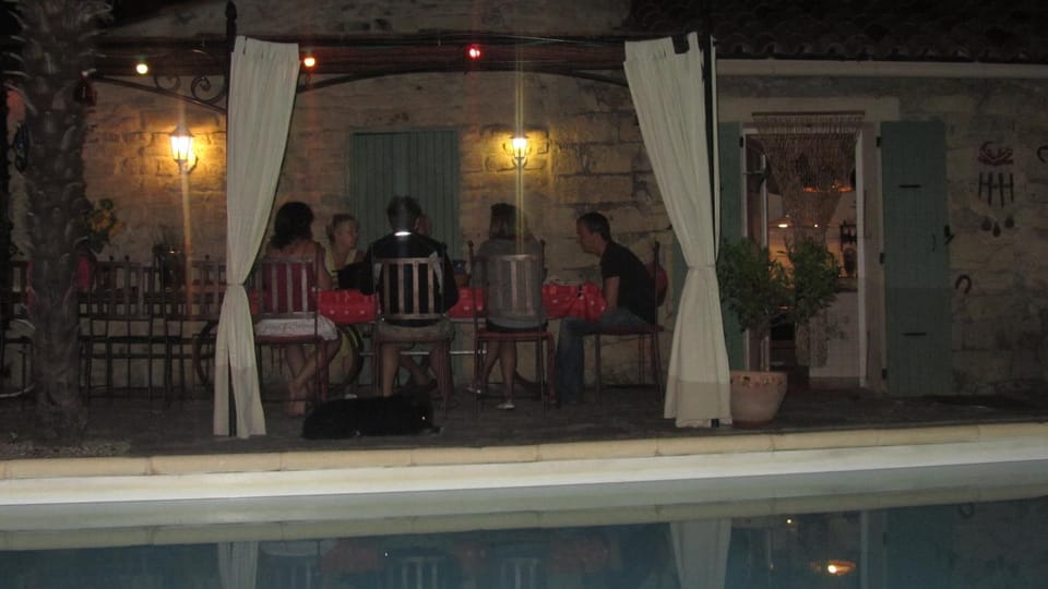 La picholine chambre paons Bed and Breakfast in Occitanie