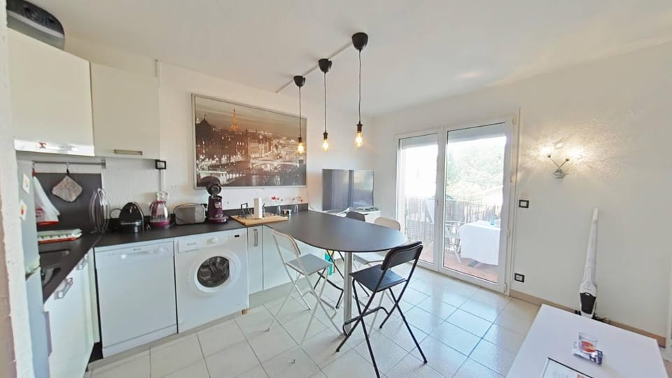 T2 à 200m de la plage avec balcon avec WIFI Apartment in Fleury