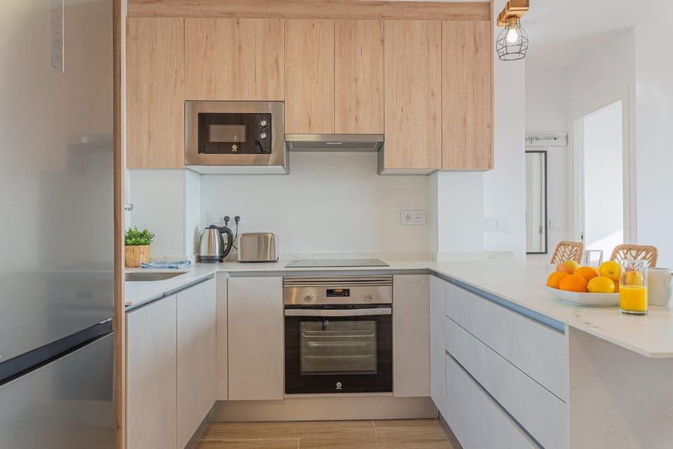 Kitchen or kitchenette, minibar, pet friendly, stove, toaster
