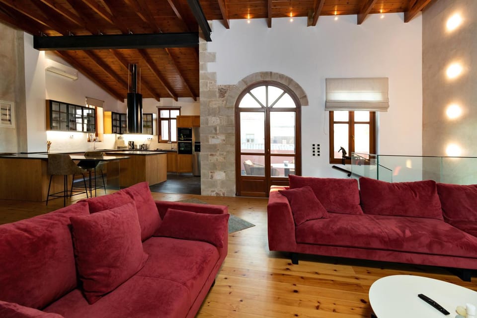 Living room, Seating area