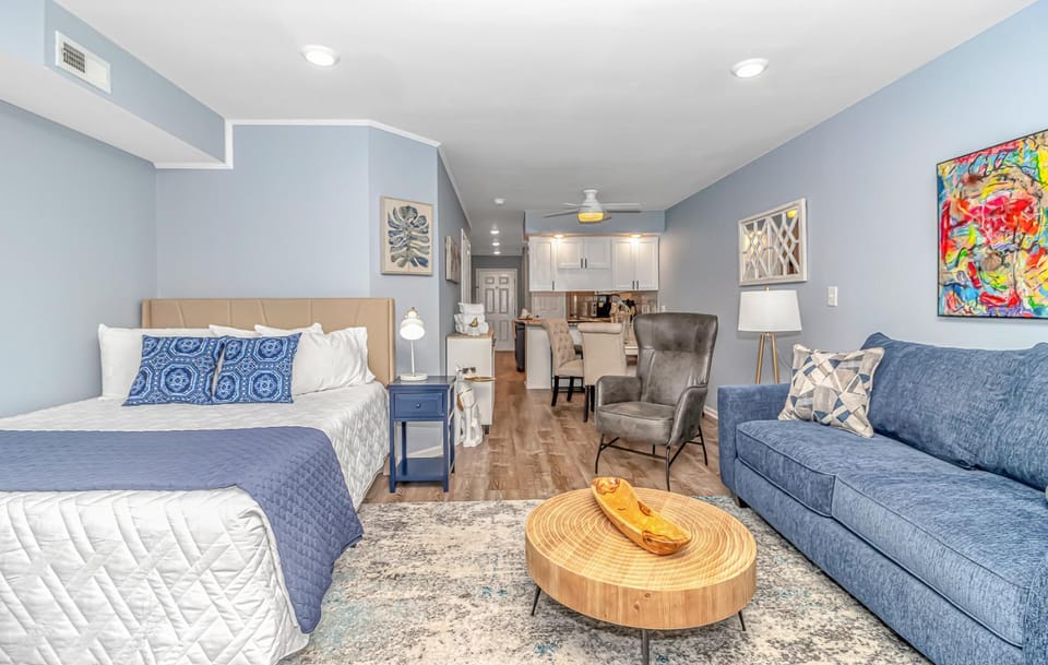 Fully Renovated First Floor Condo! Cypress Bay J-2 House in Little River