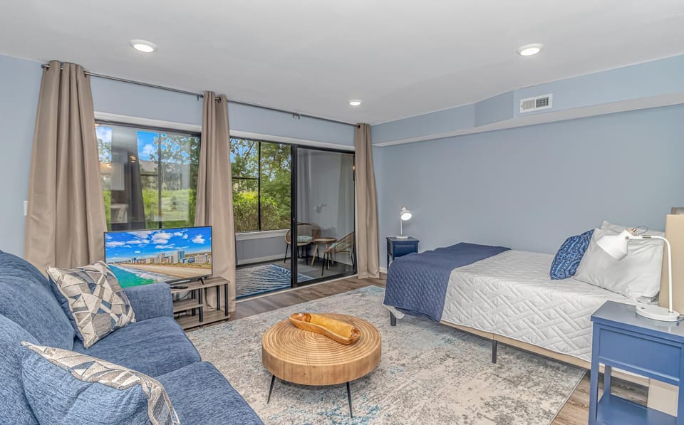 Fully Renovated First Floor Condo! Cypress Bay J-2 House in Little River