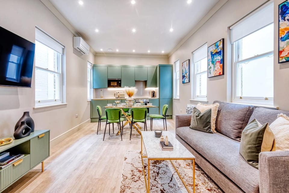 Marble Arch Suite 2 Apartment in City of Westminster
