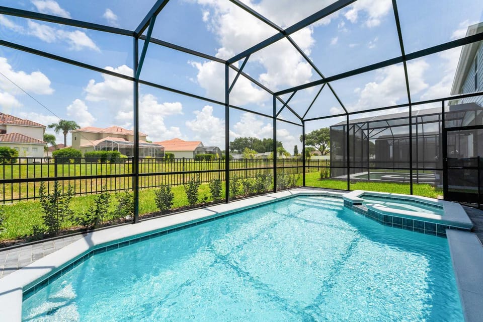 Captivating New 7BR Home by Disney w Games Pool Villa in Four Corners