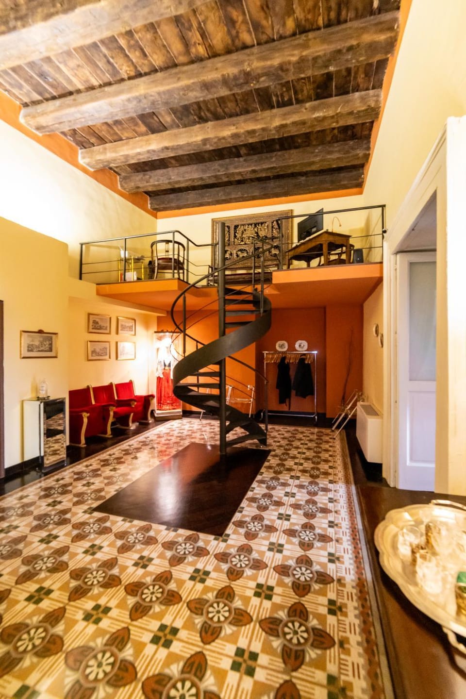 Dimora Storica Giostra Vecchia - Palazzo Grisolia 1809 Bed and Breakfast in Cosenza