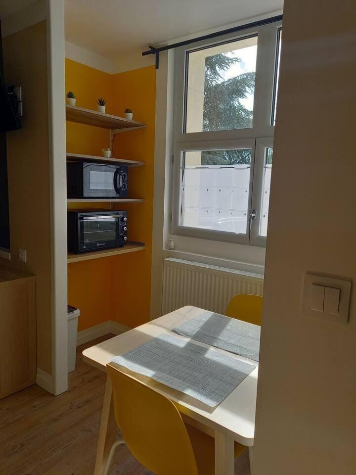 minibar, pet friendly