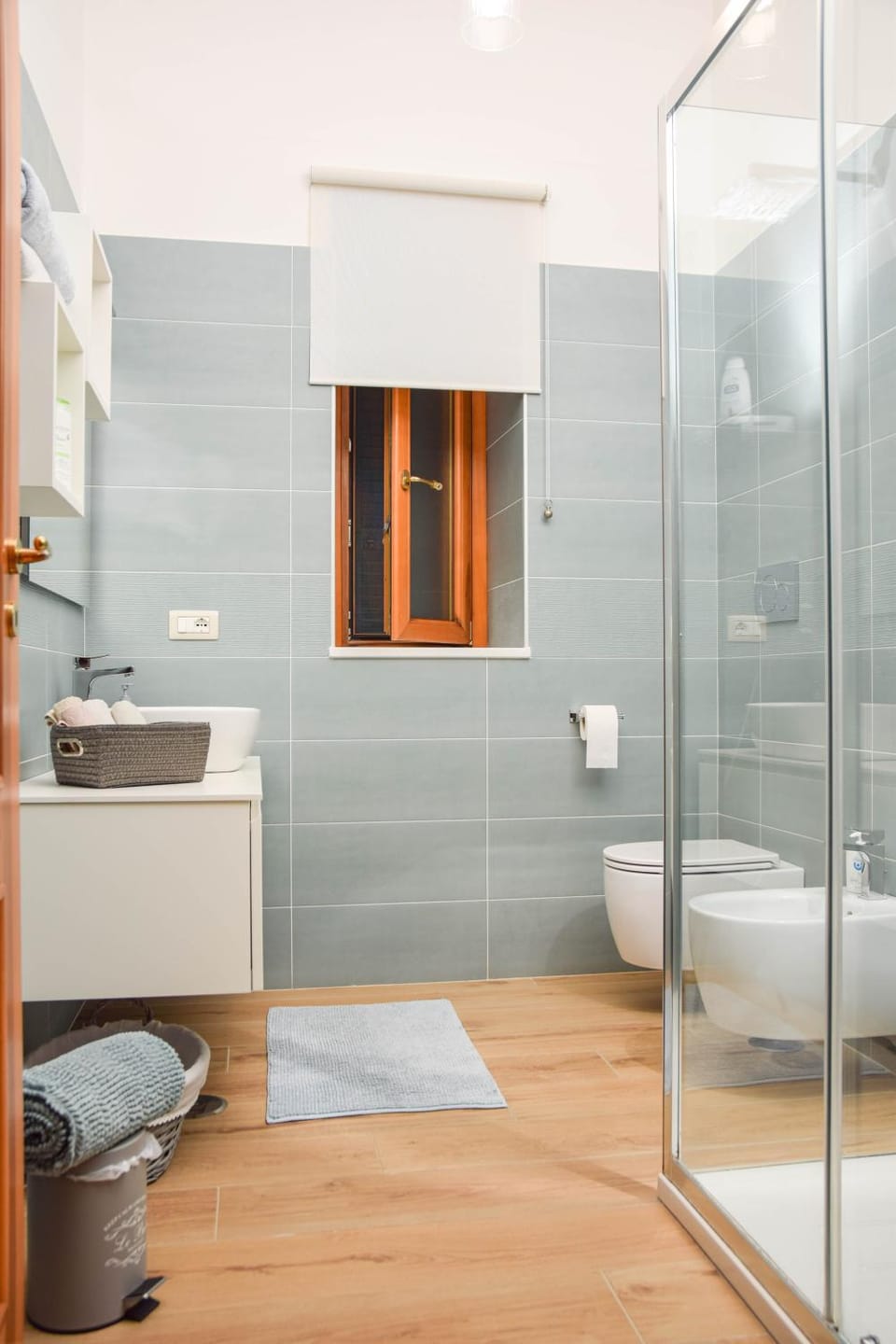 Shower, Toilet, Bathroom, bidet