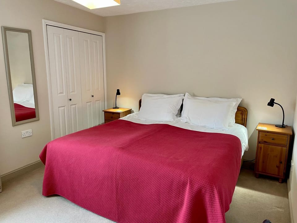 Bed, Bedroom, wardrobe