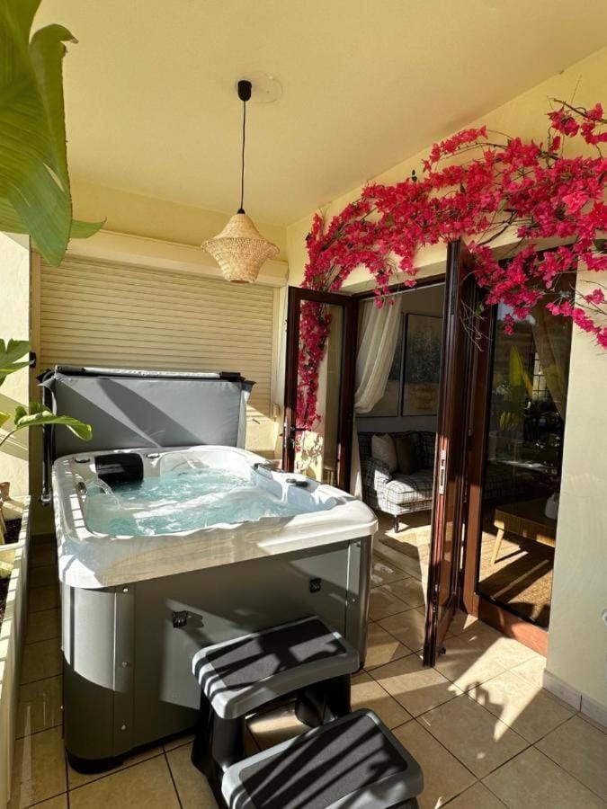 Ground Floor Apartment For 4 Apartment in Limassol District