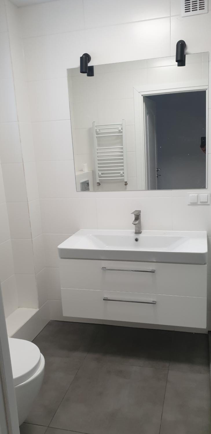 Apartament w Centrum Kielc z prywatnym parkingiem Apartment in Poland