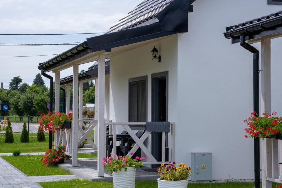Property building, Street view