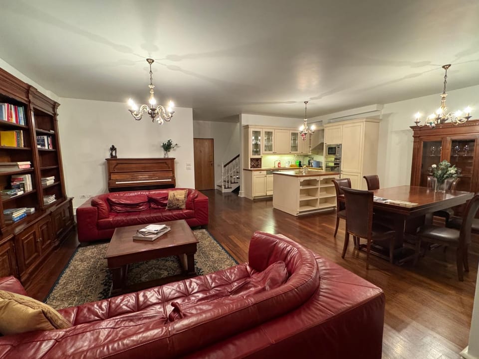 Library, Kitchen or kitchenette, Living room, Seating area, Dining area