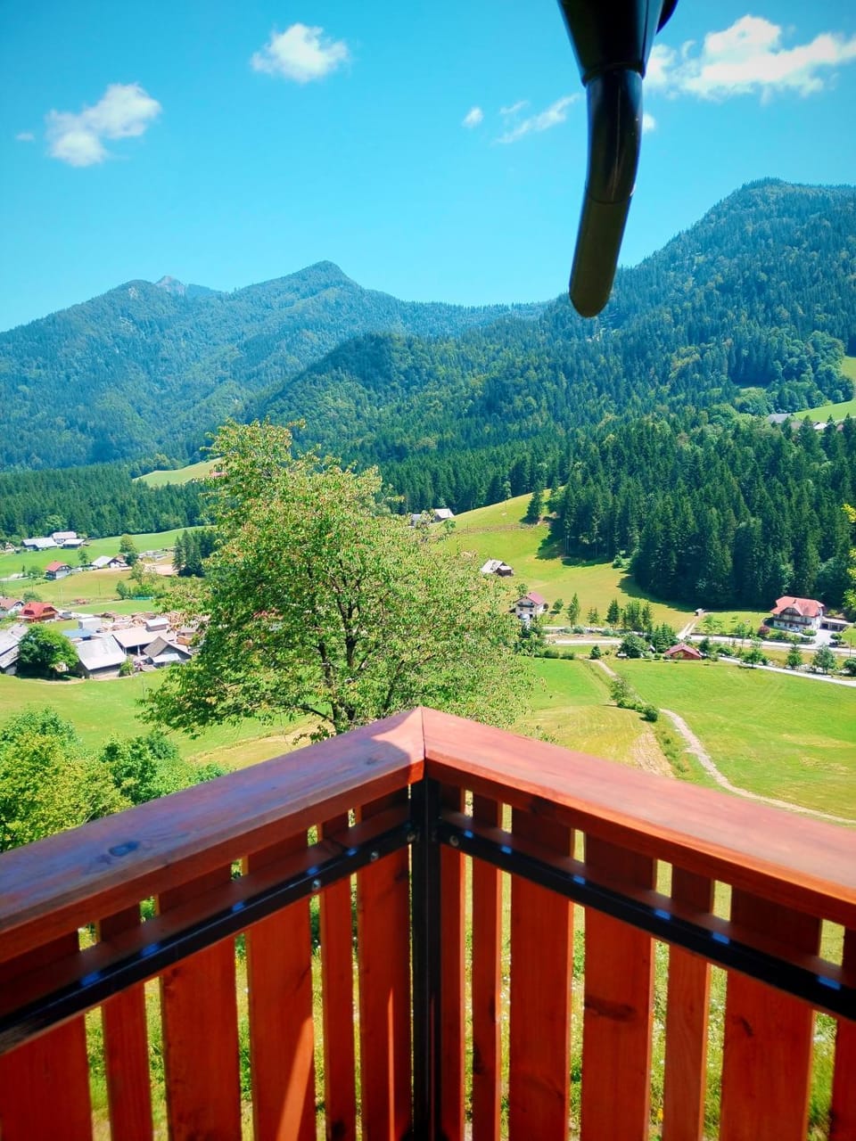 POČITNIŠKA HIŠKA LASTOVKA House in Slovenia