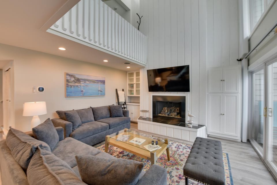 Luxury Lakefront Boyne City Townhome w/ Views! House in Boyne City