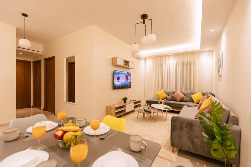 TV and multimedia, Dining area