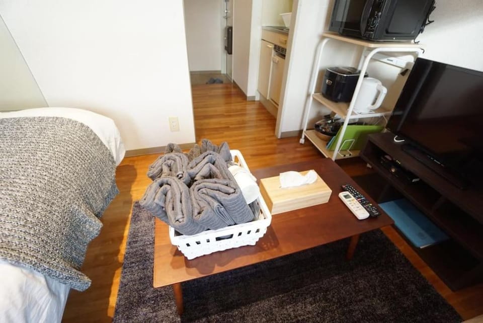 Apartment House Floor Assemble 402 Apartment in Osaka