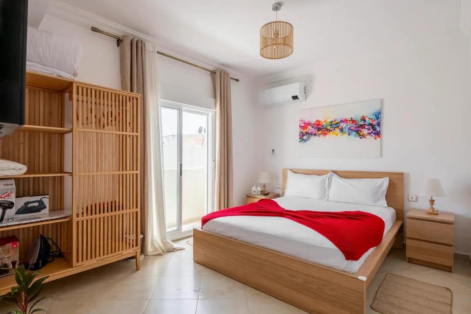 Bed, TV and multimedia, Kitchen or kitchenette, Photo of the whole room, Bedroom, minibar