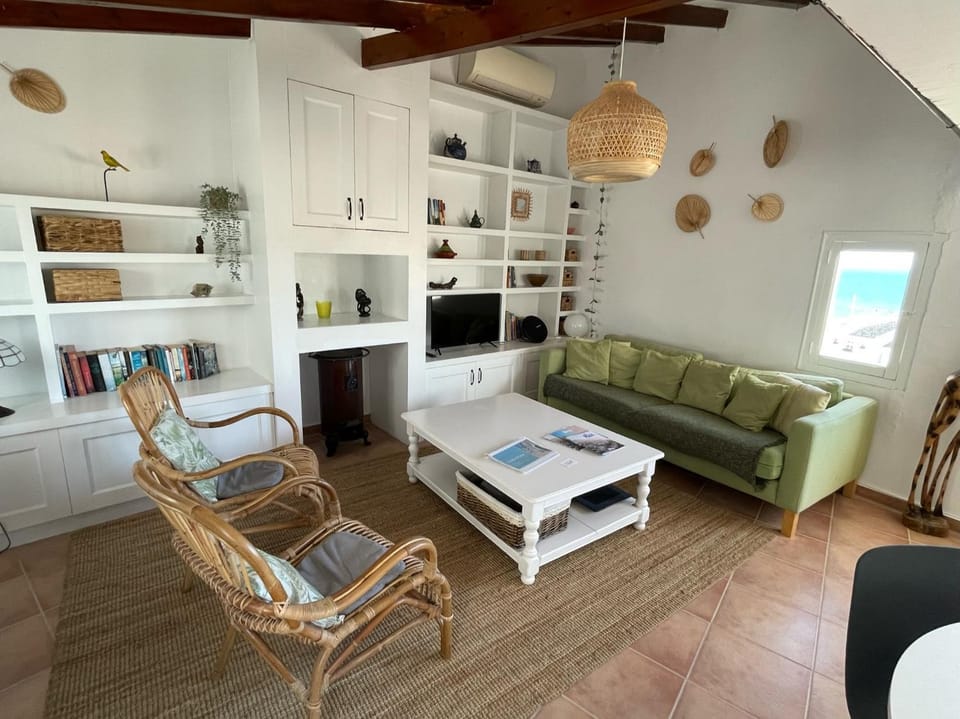 Living room, Sea view