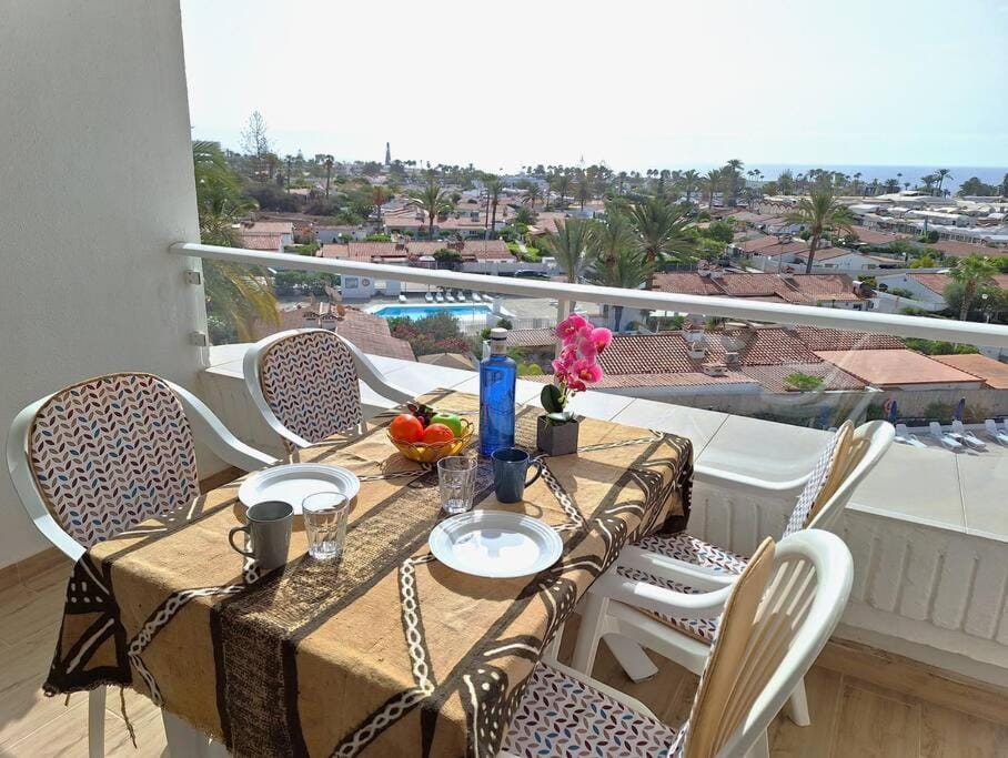 View (from property/room), Balcony/Terrace, Sea view