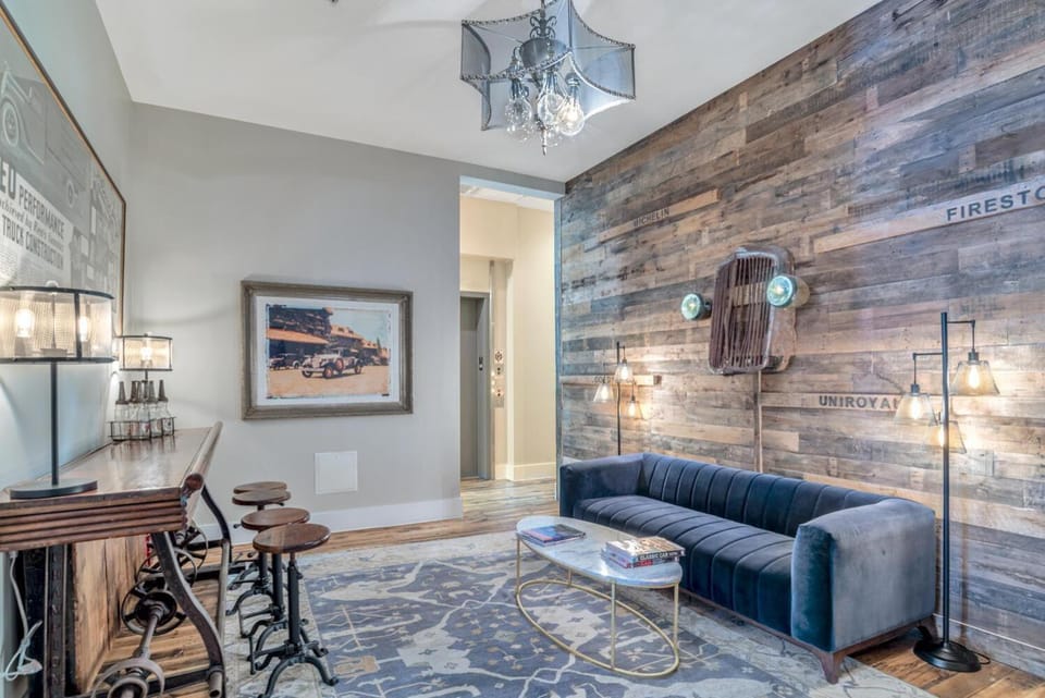 Absolutely Amazing Downtown Condo House in Asheville