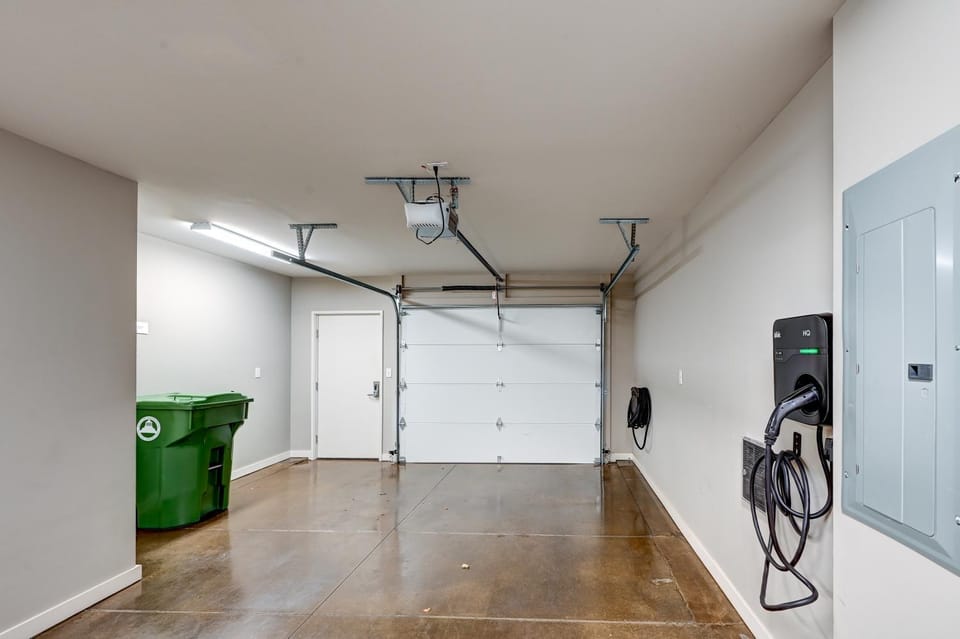 Beautiful South Slope Townhome with EV Charger Unit 98 House in Asheville