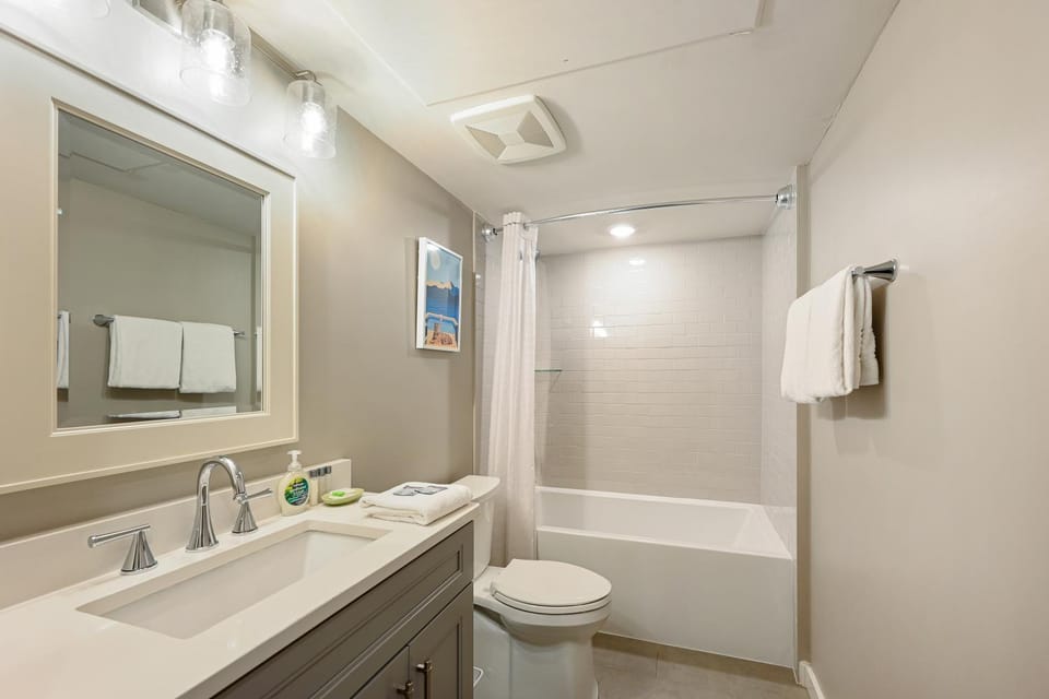 Beautiful South Slope Townhome with EV Charger Unit 98 House in Asheville