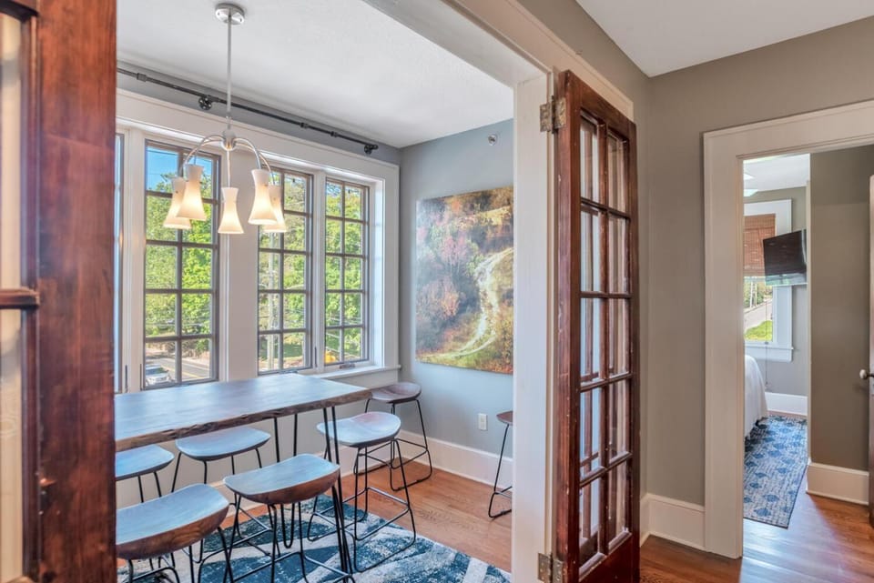 Historic King James 304 House in Asheville