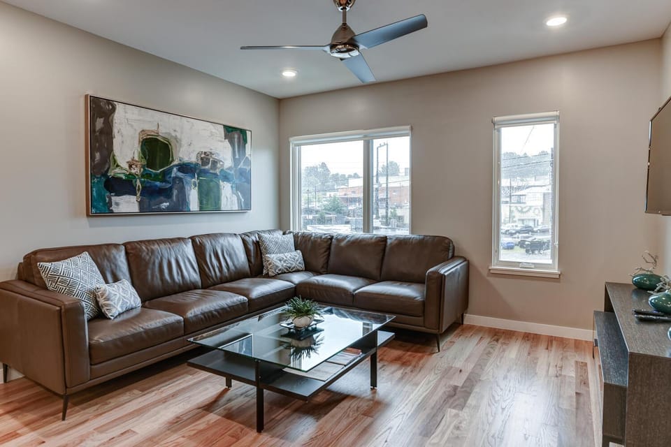 239 South Slope Beauty House in Asheville