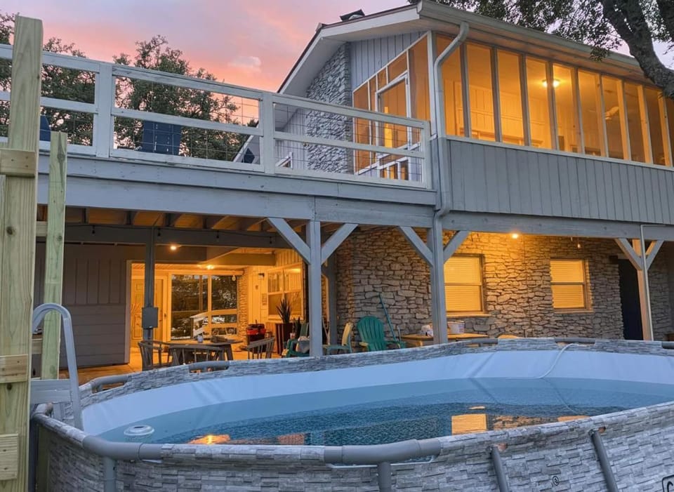 Tequila Sunrise hot tub lake view firepit pool House in Canyon Lake