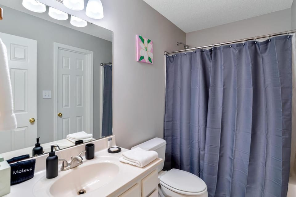 South Asheville Townhome 14 B House in Asheville