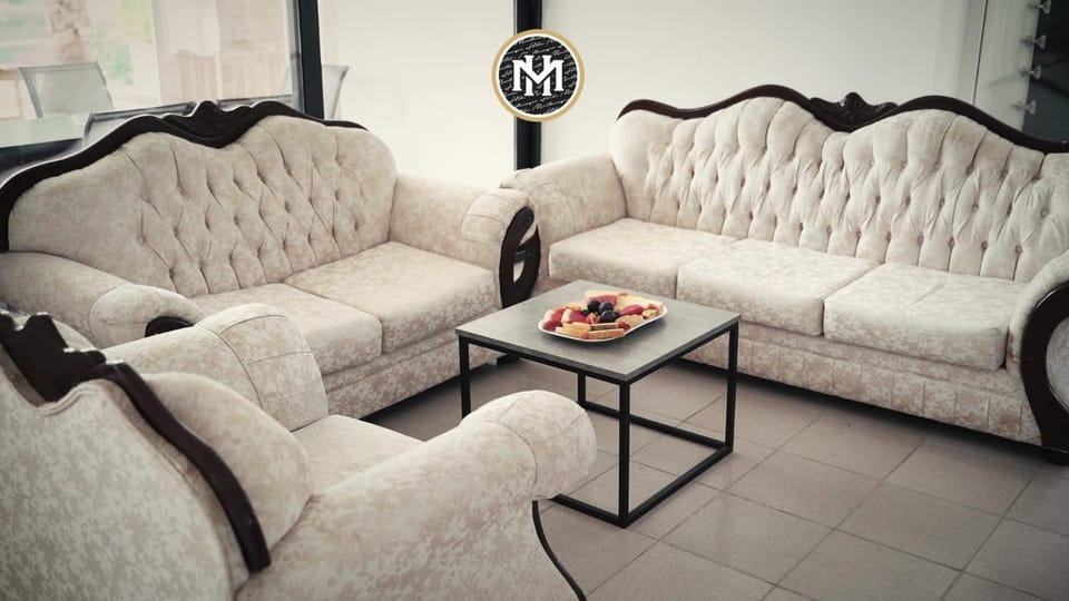 Lobby or reception, Seating area