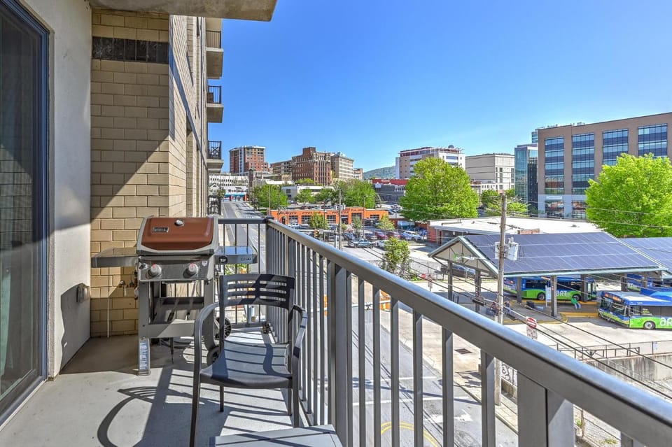 45 Asheland Avenue Unit 406 House in Asheville