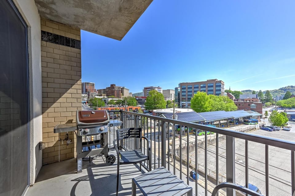 45 Asheland Avenue Unit 406 House in Asheville