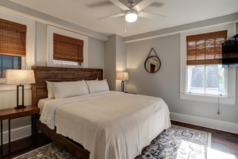 Historic King James 303 House in Asheville