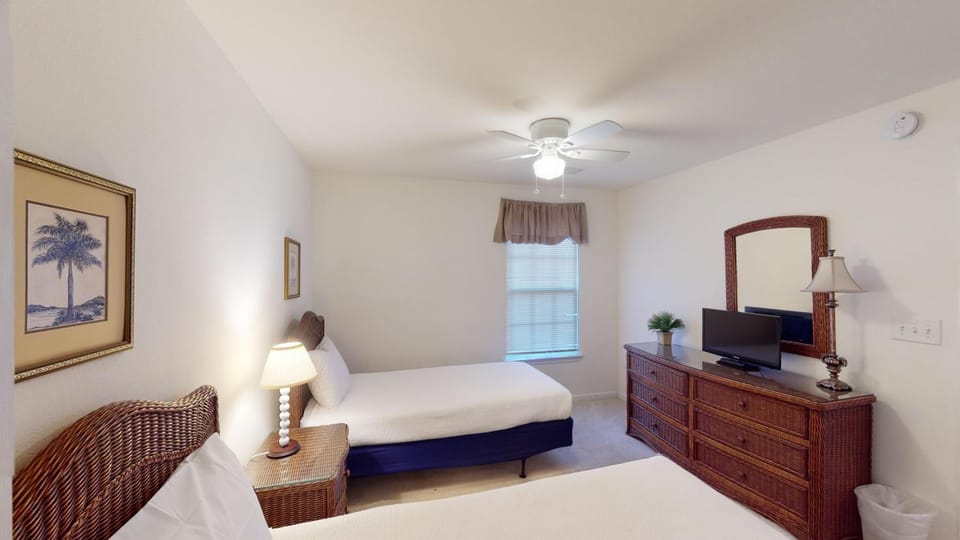 Pawleys Island Fairway Retreat 3BR Villa House in South Carolina