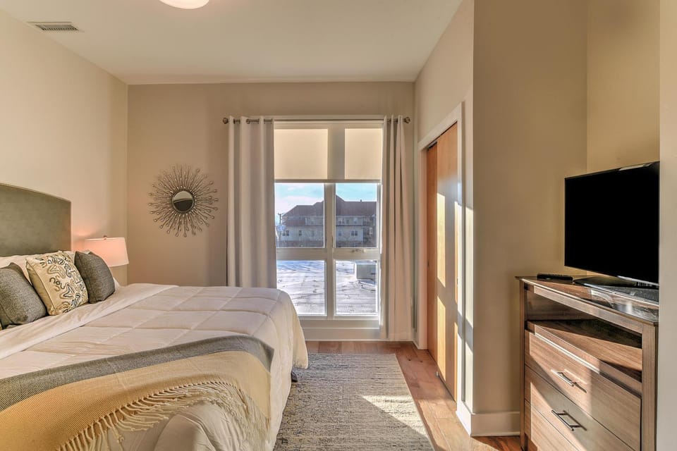 45 Asheland Avenue Unit 400 House in Asheville
