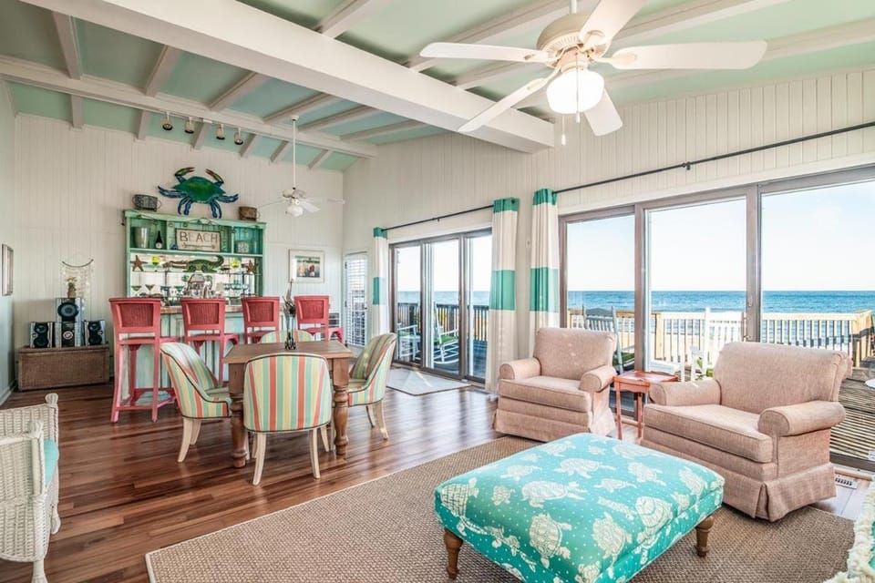Done Diggin An Oceanfront Oasis House in South Carolina