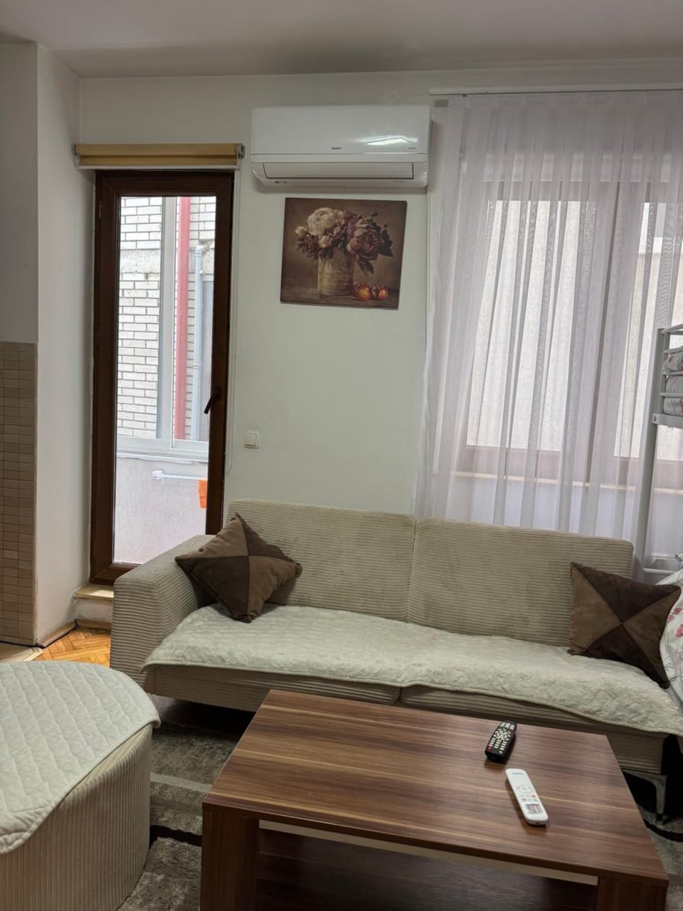 Feti’s cozy apartment near the park city Apartment in Serbia