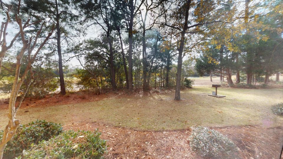 Golf Course Getaway 3BR Heart of Pawleys Island House in South Carolina